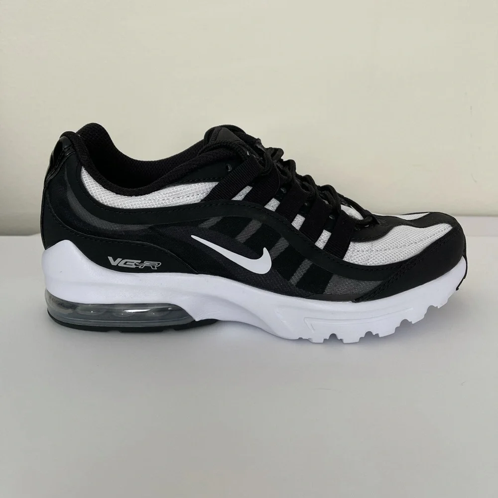 NEW Nike Air Max VG-R Running Sneakers - Picture 1 of 6